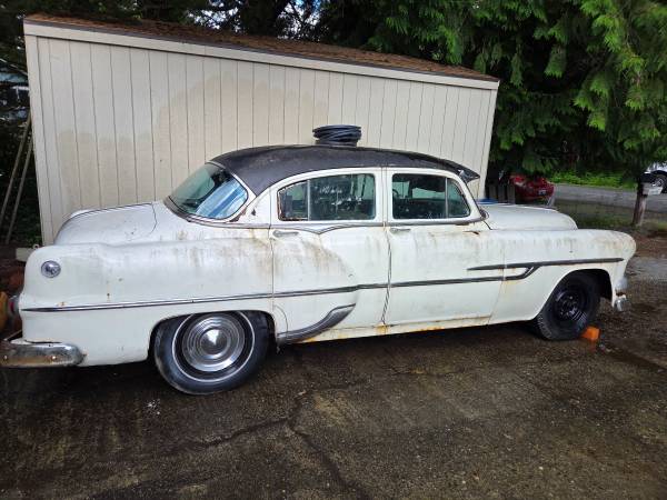 1953 Pontiac Chieftain 4-door 6 Window Tourback Straight 8