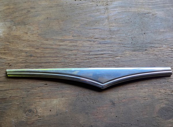 1953-1954 Pontiac L/H 2D Shark Belt Trim